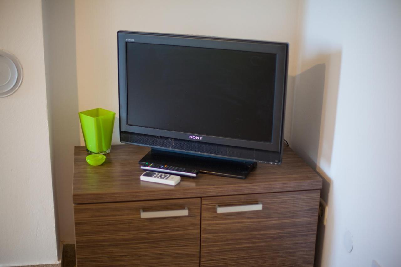 Apartman Mare Lovrečica Exteriör bild
