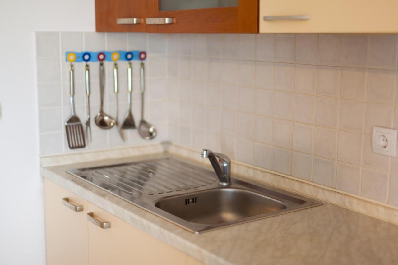 Apartman Mare Lovrečica Exteriör bild