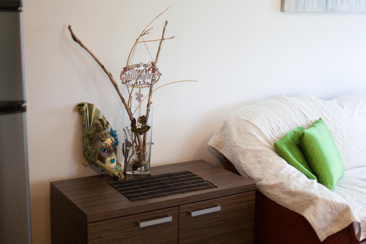 Apartman Mare Lovrečica Exteriör bild